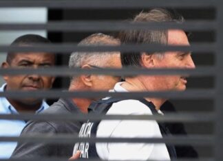 PF apreende espingarda registrada em nome de Bolsonaro no Rio Grande do Sul
