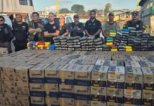 Operação apreende 123 kg de skunk e cocaína escondidos em barco em Benjamin Constant