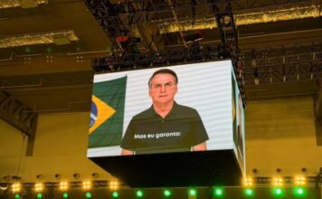 STF dá 48 horas para defesa de Bolsonaro esclarecer uso de imagem em vídeo feito por IA