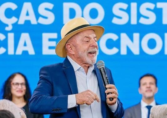 Pesquisa Indexa mostra empate entre medo de novo mandato de Lula e volta dos Bolsonaro