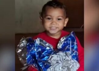 Pai confessa agressões que mataram filho de 3 anos e segue preso