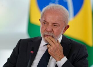 Lula critica governo anterior e diz que hospitais federais foram abandonados