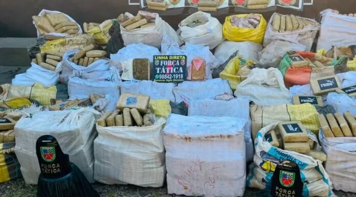 PM apreende 1,5 tonelada de drogas após confronto armado e prende suspeito em Manaus