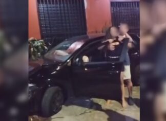 Motorista bate em mercadinho após atropelar motociclista e parte para cima de moradores no Alvorada