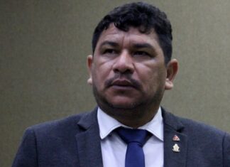 Vereador Rosinaldo Bual segue com tornozeleira e impedido de entrar na Câmara após decisão do STJ