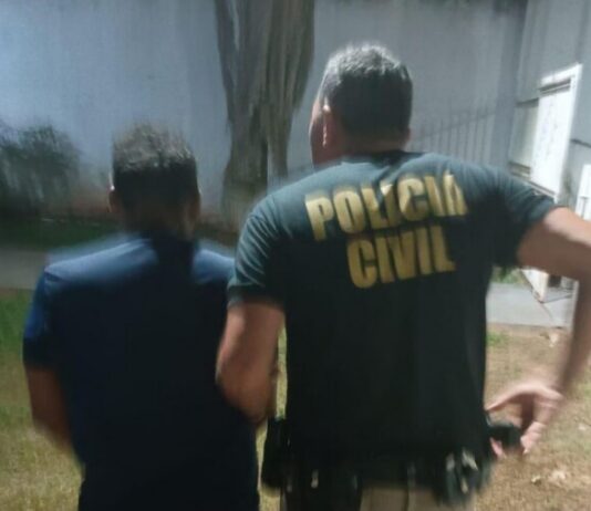 Tio é surpreendido pelo sobrinho e morto com tiro de espingarda no interior do Amazonas Tio é surpreendido pelo sobrinho e morto com tiro de espingarda no interior do Amazonas