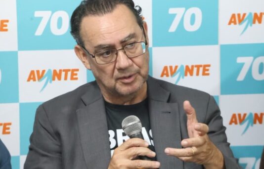 Augusto Cury ganha 1 milhão de seguidores em 24h e vira sensação nas redes