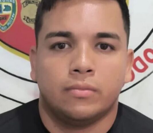 Técnico de futebol é preso no AM após ab*s4r de aluno de 13 anos Técnico de futebol é preso no AM após ab*s4r de aluno de 13 anos