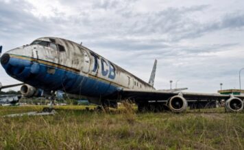 Avião histórico abandonado em Manaus será levado de volta à Nova Zelândia após quase 20 anos