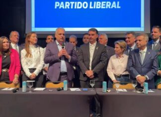 Alfredo Gaspar é confirmado como vice de Flávio Bolsonaro na disputa de 2026