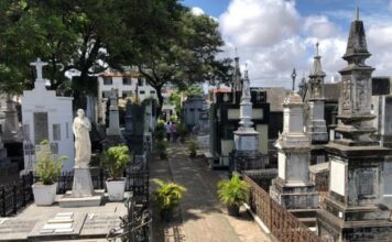 Cemitérios de Manaus funcionam até as 18h neste domingo para o Dia dos Pais