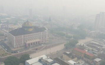 Fumaça volta a encobrir Manaus e acende alerta para piora da qualidade do ar