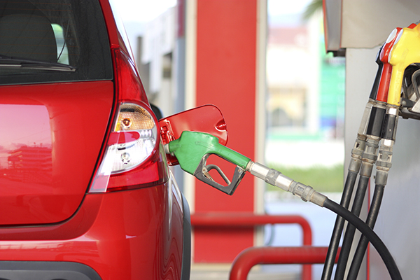 Cuidados-na-hora-de-abastecer-seu-carro-Mega-Concept-Centro-Automotivo