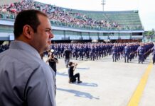 Governador Roberto Cidade acompanha incorporação de 502 novos soldados ao efetivo da Polícia Militar