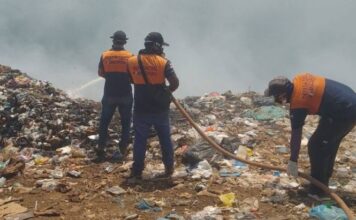 Incêndio no lixão de Manacapuru dura quatro dias e se aproxima de comunidade ribeirinha