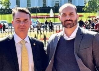 PT pede que Flávio e Eduardo sejam investigados por interferência dos EUA nas eleições brasileiras
