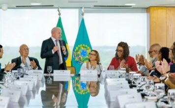 Em encontro com pastores, Lula critica uso político da religião: ‘respeito a fé das pessoas’
