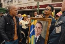 Candidato do PL questiona apreensão de quadro de Bolsonaro durante campanha