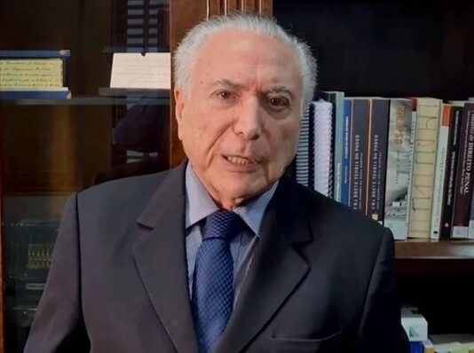 Michel Temer declara apoio a Flávio Bolsonaro no 2º turno: “Reconexão”