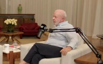Em entrevista, Lula declara que disputa eleição para evitar retorno dos “fascistas”