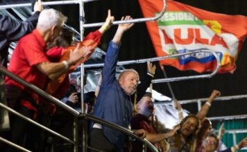 Lula atribui trajetória política à vontade divina após conquistar novo mandato presidencial